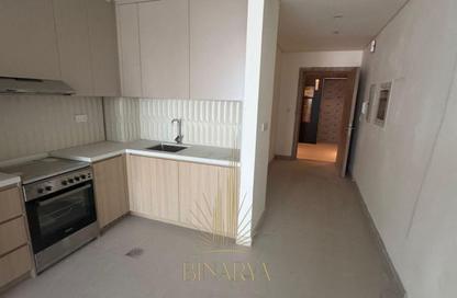 Apartment - 1 Bedroom - 2 Bathrooms for sale in Weybridge Gardens - Dubai Land Residence Complex - Dubai Land - Dubai