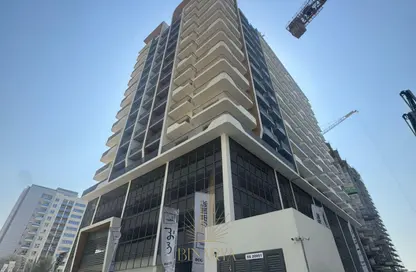 Apartment - 1 Bedroom - 2 Bathrooms for sale in Weybridge Gardens - Dubai Land Residence Complex - Dubai Land - Dubai