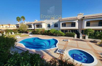 Villa - 5 - 4 for rent in Umm Suqeim 2 Villas - Umm Suqeim 2 - Umm Suqeim - Dubai