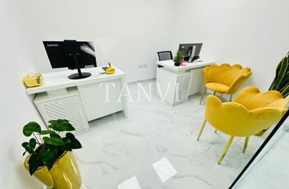 Office Space - Studio - 1 Bathroom for rent in Fatima Mohammad Ahmad Bin Suleiman Building - Al Raffa - Bur Dubai - Dubai