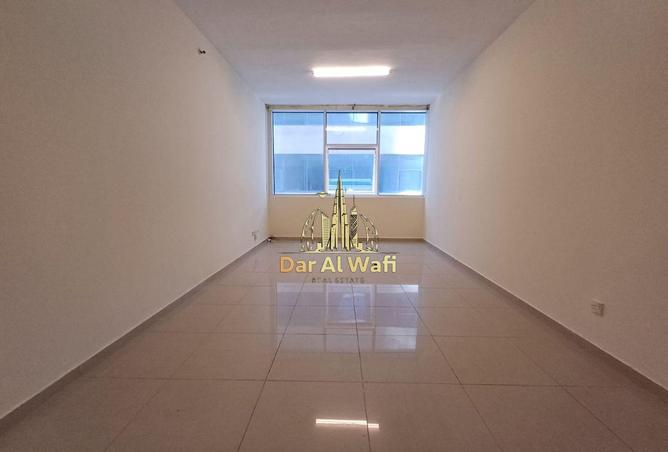 55745456 - Property Image 2