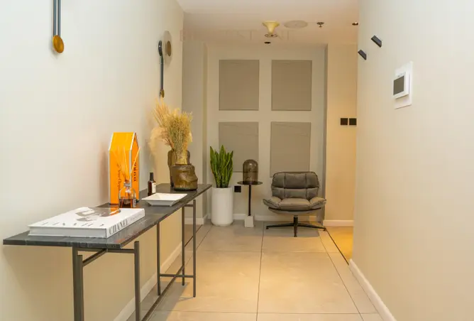 155055601 - Property Image 2