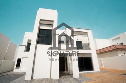 Villa - 4 Bedrooms - 6 Bathrooms for sale in Fay Alreeman - Al Shamkha - Abu Dhabi