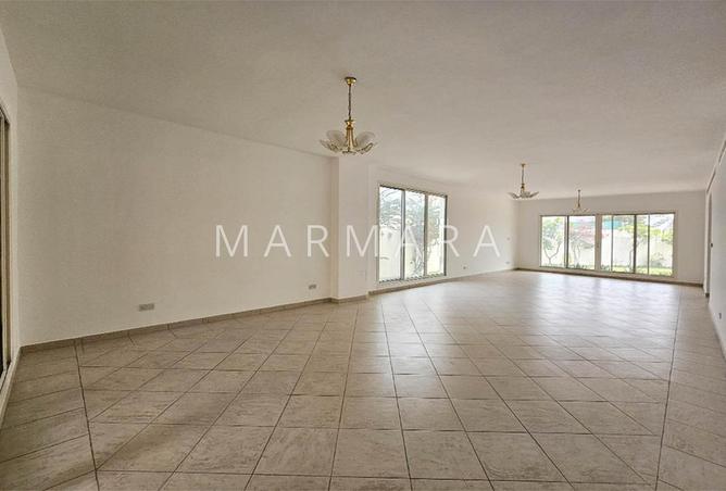 140568843 - Property Image 3