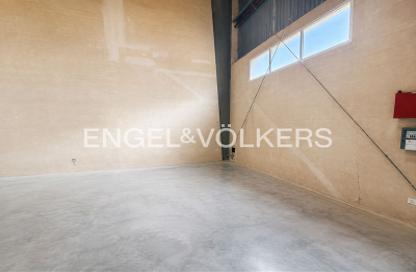 Warehouse - Studio - 1 Bathroom for rent in 8WD - Dubai Investment Park 1 (DIP 1) - Dubai Investment Park (DIP) - Dubai