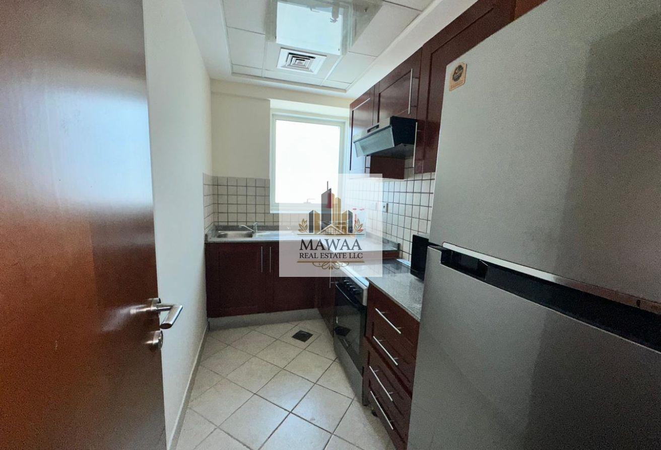 1BR Apartment | Near Metro | Cascades Tower photo 2