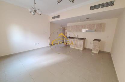 Apartment - Studio - 1 for rent in Bukhara Street - Al Nahda - Sharjah