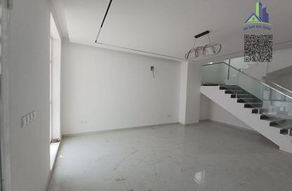 Villa - 5 - 6 for sale in Al Zaheya Gardens - Al Zahya - Ajman Villa - 5 - 6 for sale in Al Zaheya Gardens - Al Zahya - Ajman