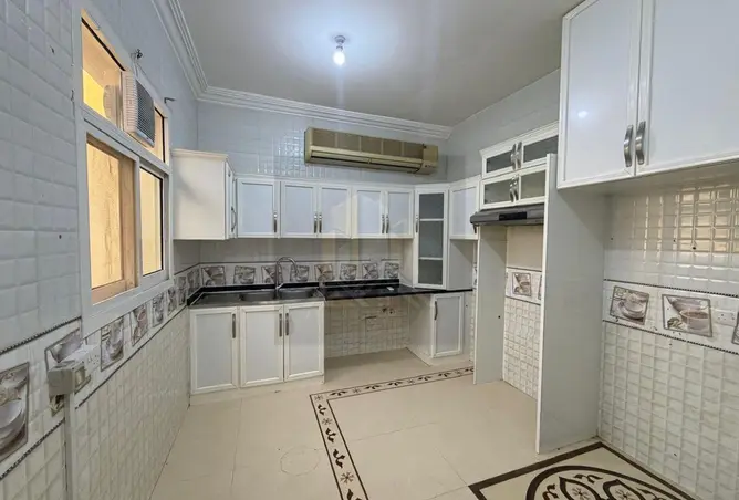161883889 - Property Image 3