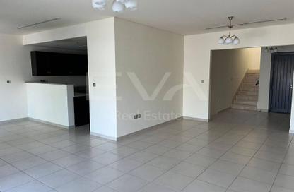Townhouse - 3 Bedrooms - 4 Bathrooms for rent in Nakheel Townhouses - District 12 - Jumeirah Village Circle - Dubai
