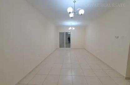 Apartment - 1 Bedroom - 2 Bathrooms for rent in Street 20 - Al Nahda - Sharjah