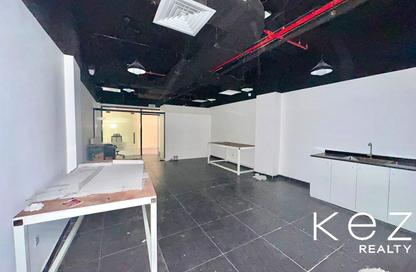 Shop - Studio for rent in Jumeirah Bay Towers - JLT Cluster X - Jumeirah Lake Towers - Dubai