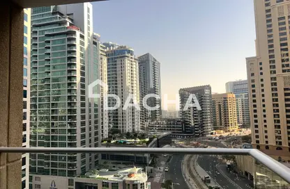 Apartment - 1 Bedroom - 2 Bathrooms for rent in Shemara Tower - Marina Promenade - Dubai Marina - Dubai