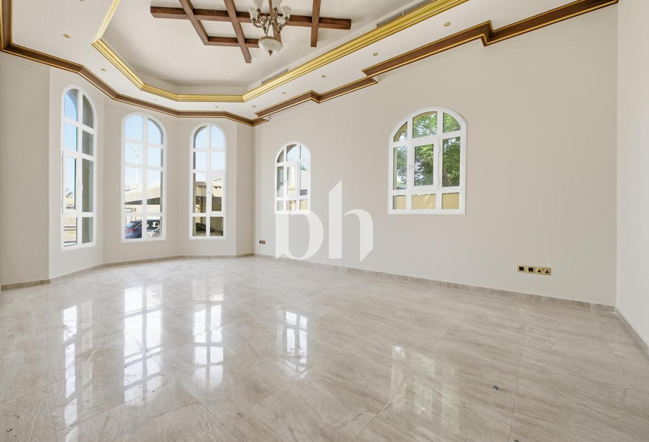 5 Bed Villa | Unfurnished | Read to move photo 3