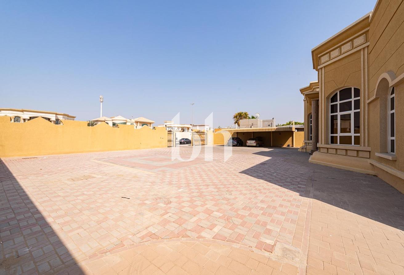 5 Bed Villa | Unfurnished | Read to move photo 20