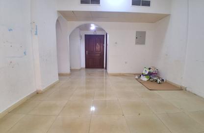 Apartment - 2 - 2 for rent in Fire Station Road - Muwaileh - Sharjah