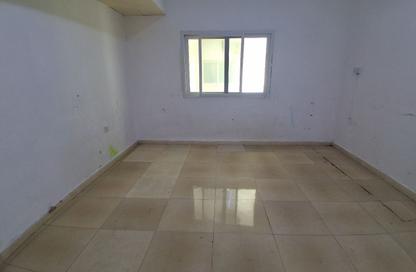 Apartment - 2 - 2 for rent in Fire Station Road - Muwaileh - Sharjah Apartment - 2 - 2 for rent in Fire Station Road - Muwaileh - Sharjah