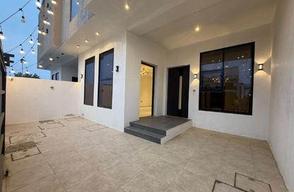 Villa - 4 - 6 for sale in Al Helio 1 - Al Helio - Ajman