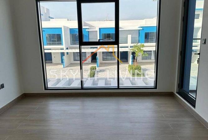 132511243 - Property Image 3