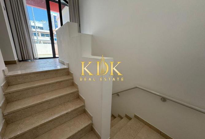 73869851 - صورة العقار 3