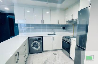 Apartment - 2 Bedrooms - 2 Bathrooms for rent in Leaf Tower - Tamouh - Al Reem Island - Abu Dhabi