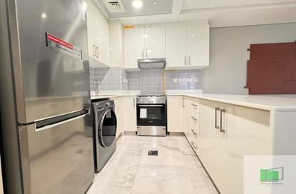 Apartment - 2 Bedrooms - 2 Bathrooms for rent in Leaf Tower - Tamouh - Al Reem Island - Abu Dhabi