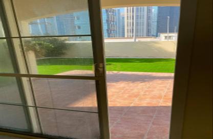 Villa - 3 Bedrooms - 4 Bathrooms for rent in Meadows 1 - Meadows - Dubai