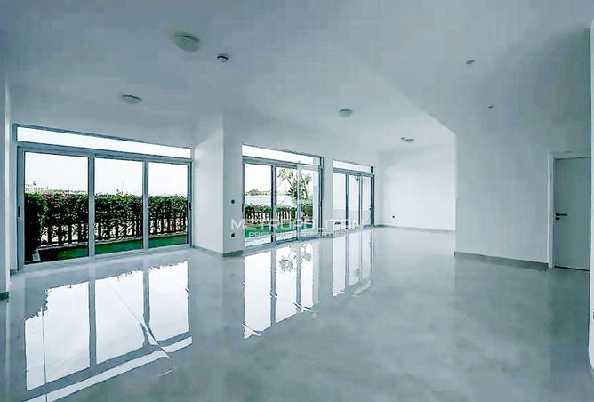 79431305 - Property Image 2