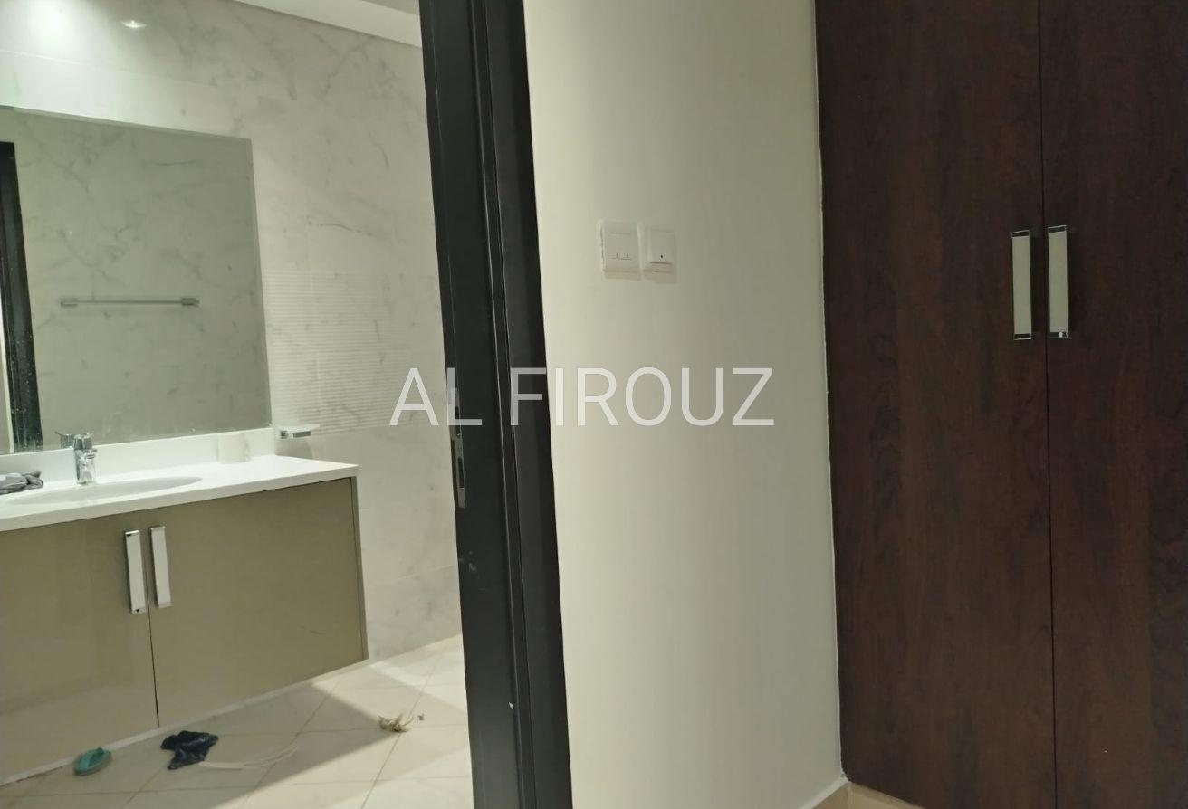 1BHK Apartment For Rent in Royal JVC Building photo 8