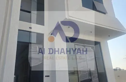 فيلا - 5 غرف نوم - 6 حمامات للبيع في فيلا الحوشي - حوشي - البادي - الشارقة