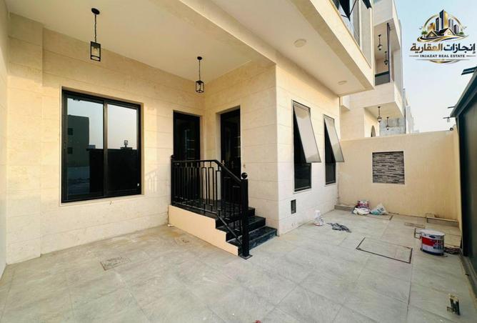 132947998 - Property Image 2