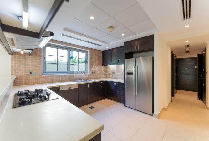 136074306 - Property Image 3