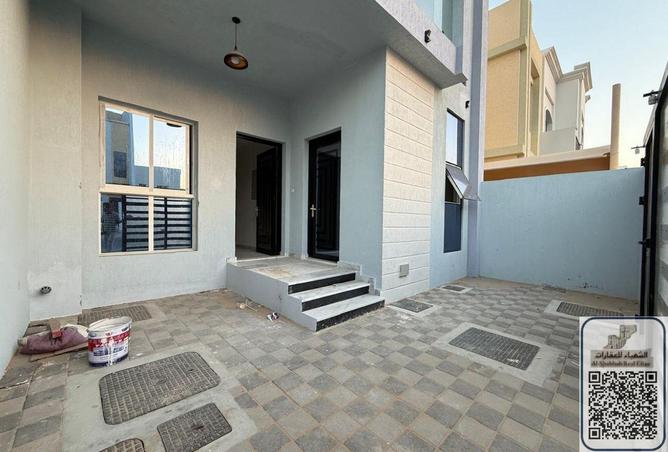 102826800 - Property Image 2