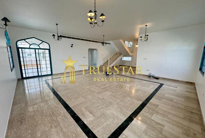 82393981 - Property Image 2