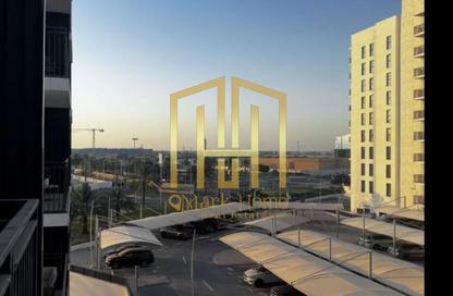 Apartment - 2 Bedrooms - 2 Bathrooms for sale in Waters Edge - Yas Island - Abu Dhabi