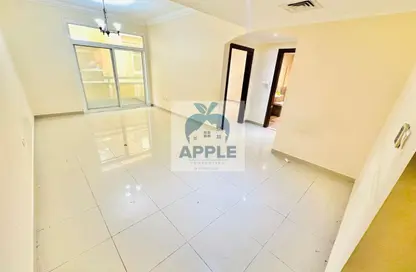 Apartment - 1 Bedroom - 2 Bathrooms for rent in Muwailih Building - Muwaileh - Sharjah