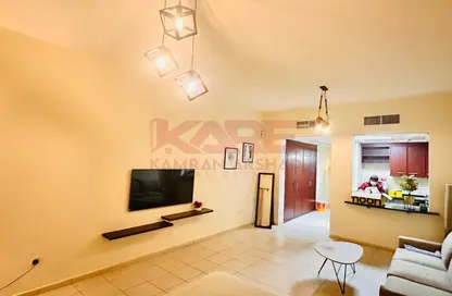 Apartment - Studio - 1 Bathroom for rent in Building 38 to Building 107 - Mediterranean Cluster - Discovery Gardens - Dubai