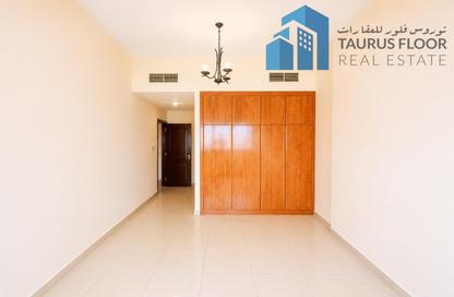 Apartment - 2 Bedrooms - 3 Bathrooms for rent in Al Mamzar Building - Al Mamzar - Deira - Dubai