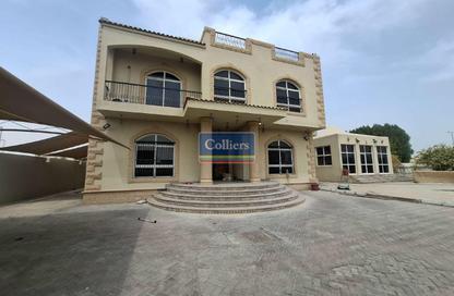 Villa - 4 Bedrooms - 5 Bathrooms for rent in Khalifa City - Abu Dhabi