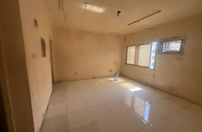 شقة - غرفة نوم - 1 حمام للايجار في بناية البطينة 9 - البطينة - الشارقة