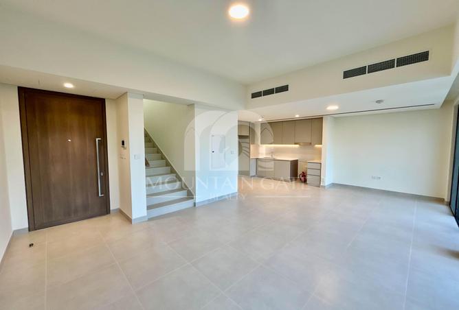 100399803 - Property Image 2