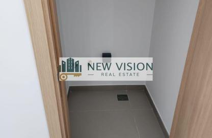 Apartment - 1 Bedroom - 2 Bathrooms for rent in La Plage Tower - Al Mamzar - Sharjah - Sharjah Apartment - 1 Bedroom - 2 Bathrooms for rent in La Plage Tower - Al Mamzar - Sharjah - Sharjah