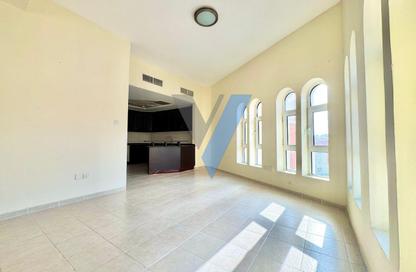 Apartment - 2 Bedrooms - 4 Bathrooms for sale in Building 158 - Contemporary Cluster - Discovery Gardens - Dubai
