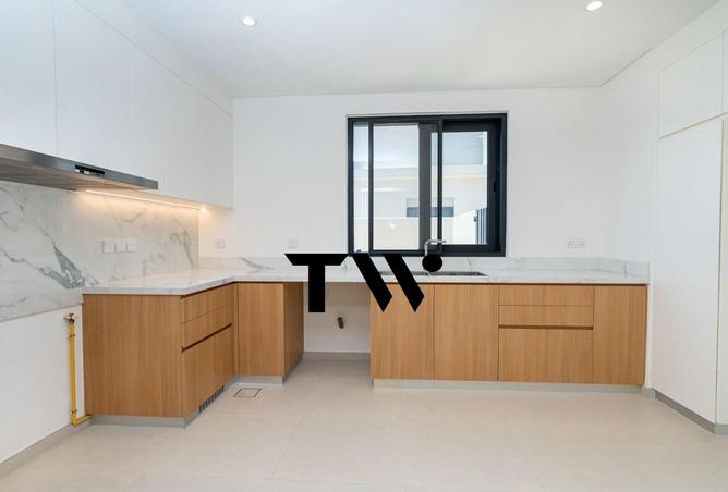 128828606 - Property Image 3