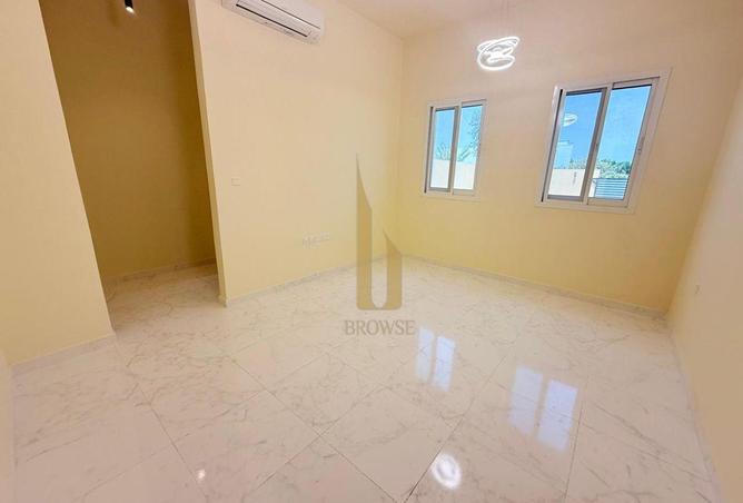 82813160 - Property Image 3