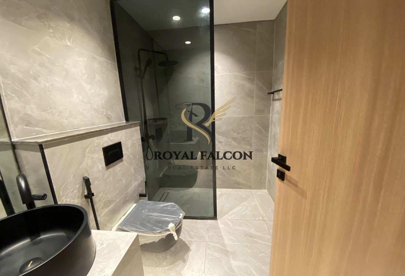 BRAND NEW | FURNISHED | POOL VIEW photo 9