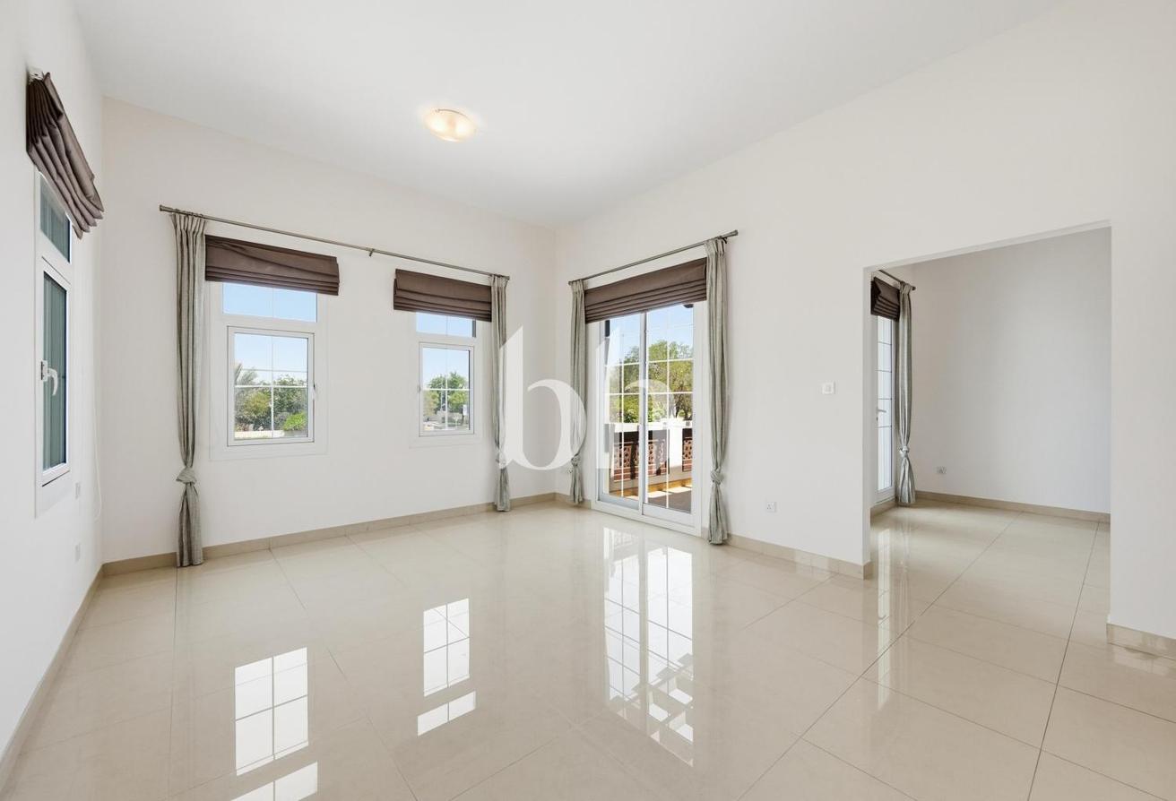 Vacant | Big Plot | Renovated Kitchen | Immaculate photo 19