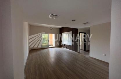 Apartment - 2 Bedrooms - 3 Bathrooms for rent in Mazaya 18 - Queue Point - Liwan - Dubai Land - Dubai