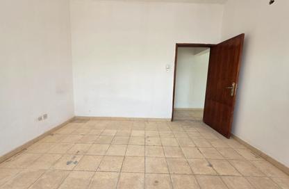 Apartment - 1 - 1 for rent in Muwailih Building - Muwaileh - Sharjah