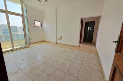 Apartment - 1 - 1 for rent in Muwailih Building - Muwaileh - Sharjah